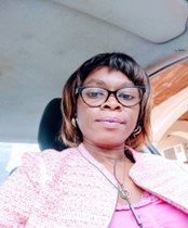 Portrait de Mme Avomo Emery Patricia épouse Biakolo