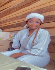 Portrait de Mme Eza Ngono Odile Sara épse Akam Akam