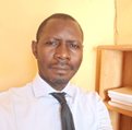 Portrait de Pr Nana Paulin, responsable du département AESH